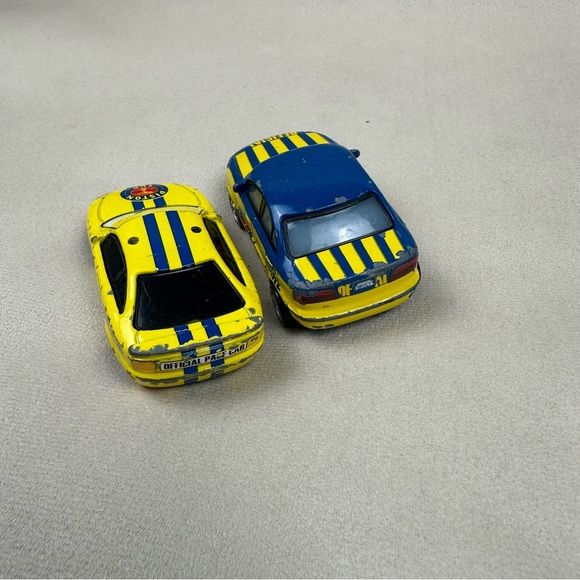 Disney Pixar Cars Piston Cup Official And  Pace Car Diecast - Picture 5 of 7